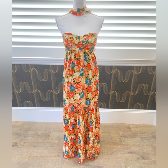 Free People Dresses & Skirts - Free People Floral Maxi Dress